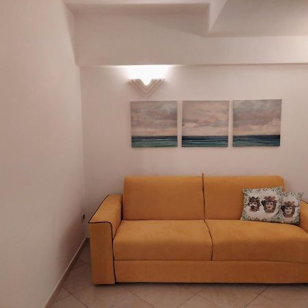 אבולה Villa Costanza Casa Vacanze מראה חיצוני תמונה