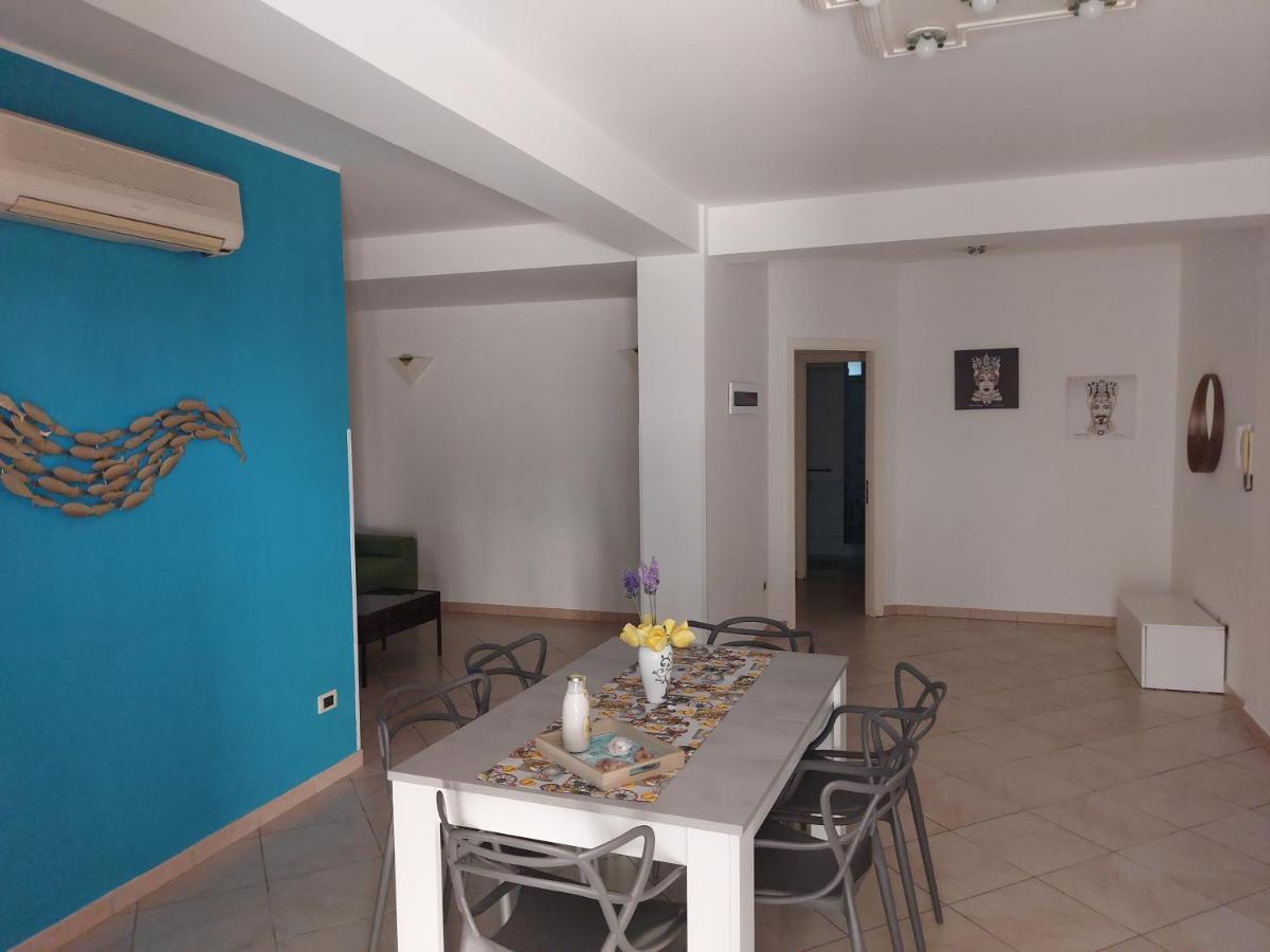 אבולה Villa Costanza Casa Vacanze מראה חיצוני תמונה